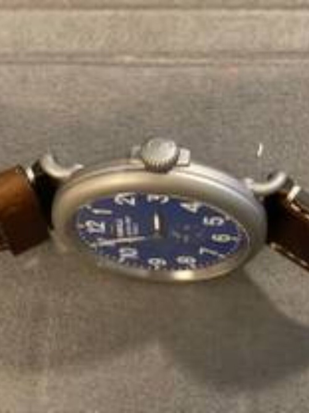 SHINOLA THE RUNWELL 41MM - Picture 8 of 10
